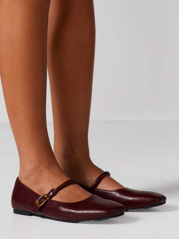 Missguided MISSGUIDED Pointed Toe Mary Jane Flats With Buckle Strap