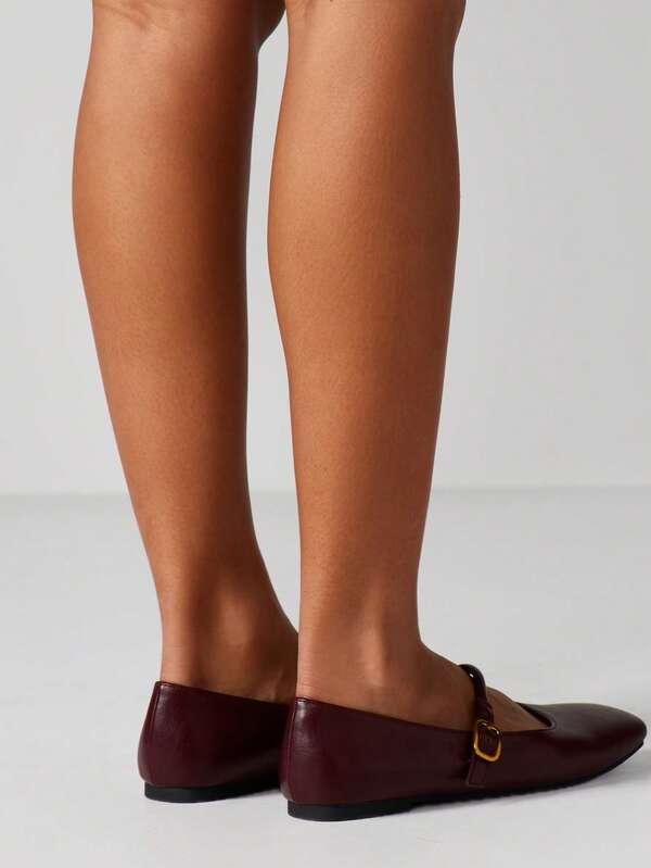Missguided MISSGUIDED Pointed Toe Mary Jane Flats With Buckle Strap