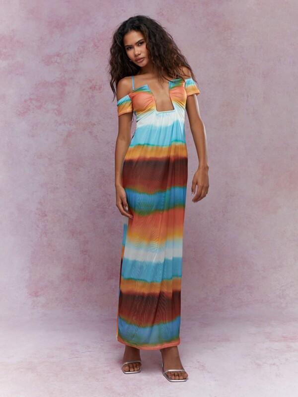 missguided MISSGUIDED Printed Plunge Neck Cold Shoulder Bardot Maxi Dress