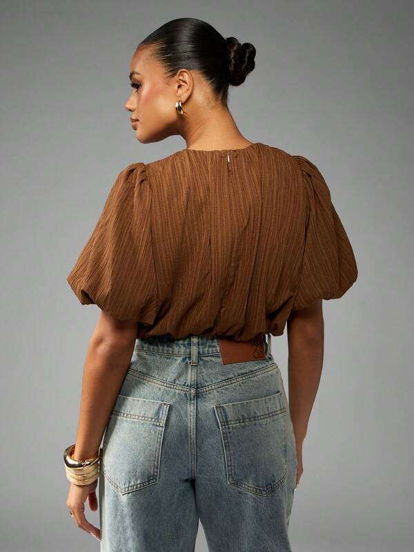 Missguided MISSGUIDED Puff Sleeve Pleated Crop Blouse With Gathered Neckline