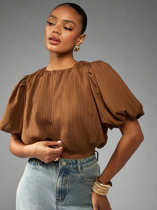 missguided MISSGUIDED Puff Sleeve Pleated Crop Blouse With Gathered Neckline