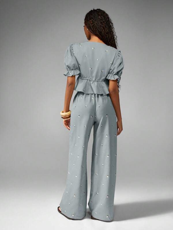 Missguided MISSGUIDED Puff Sleeve Ruffled Crop Top With Embroidered Wide Leg Pants