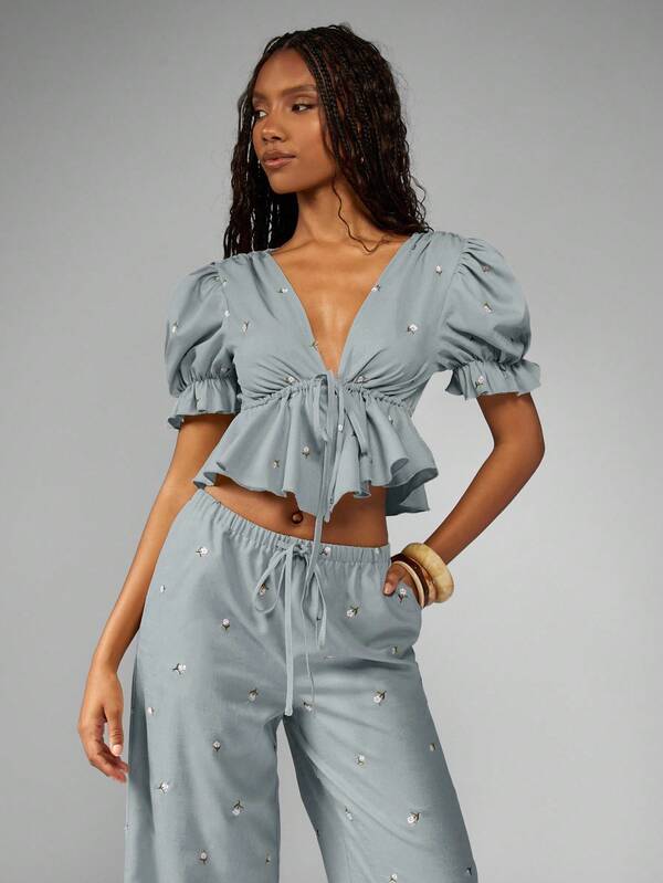 Missguided MISSGUIDED Puff Sleeve Ruffled Crop Top With Embroidered Wide Leg Pants