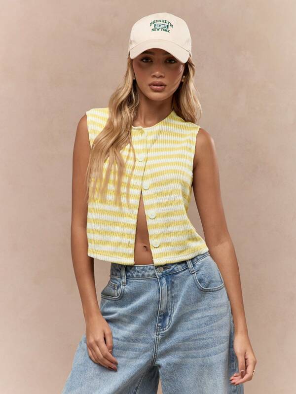 missguided MISSGUIDED Retro Style Button Up Knitted Vest Crop Top Women Tops