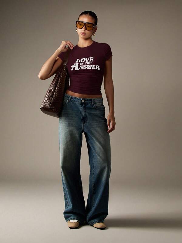 Missguided MISSGUIDED Retro Style Fitted Crop Top With Statement Print