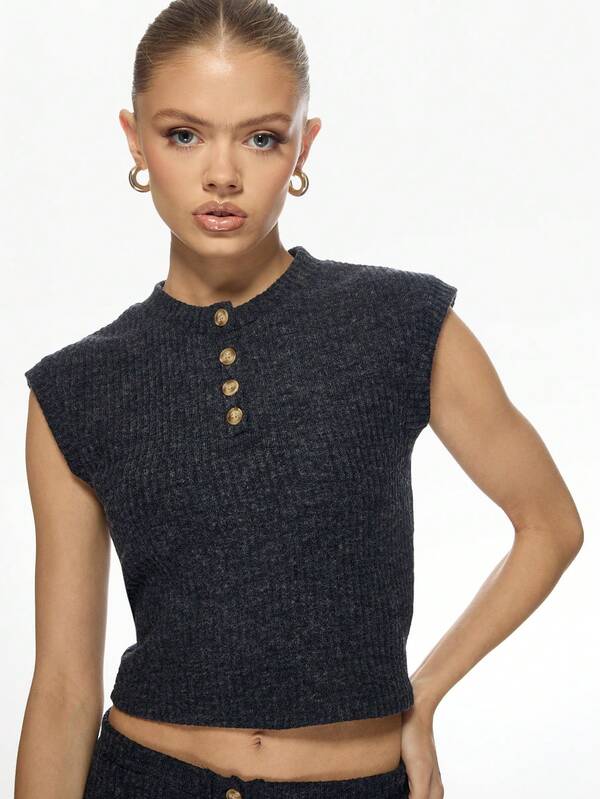 Missguided MISSGUIDED Ribbed Knit Button Front Crop Top High Waist Shorts Set