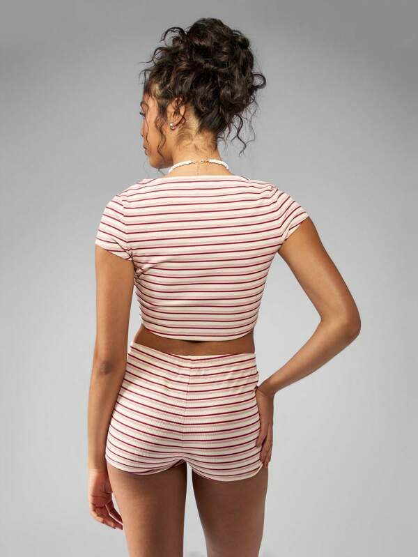 Missguided MISSGUIDED Ribbed Striped Short Sleeve Scoop Neck Fitted T-Shirt