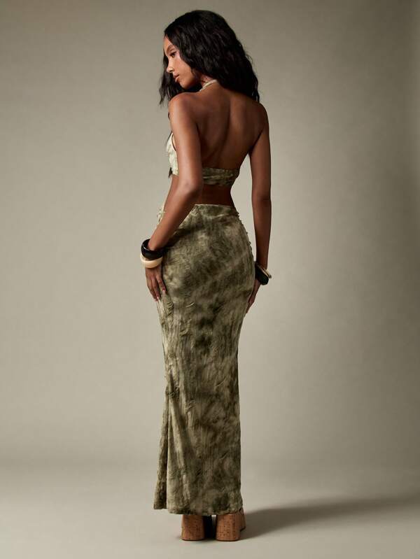 Missguided MISSGUIDED Ring Hardware Detail Halter Cut Out Maxi Dress