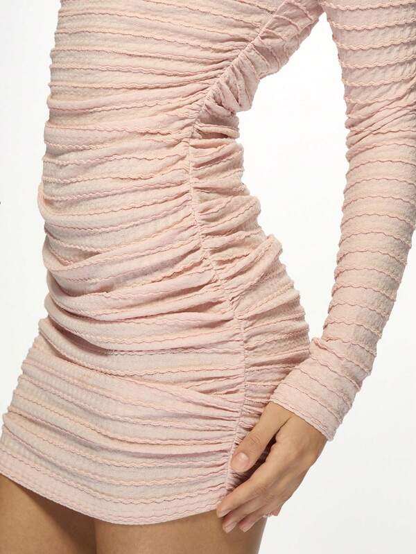 Missguided MISSGUIDED Ruched Bodycon Long Sleeve Mini Dress With Double Ring Cut-Out