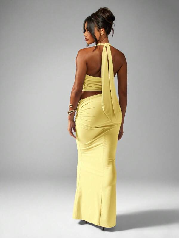 Missguided MISSGUIDED Ruched Halter Top With Floor Length Maxi Skirt