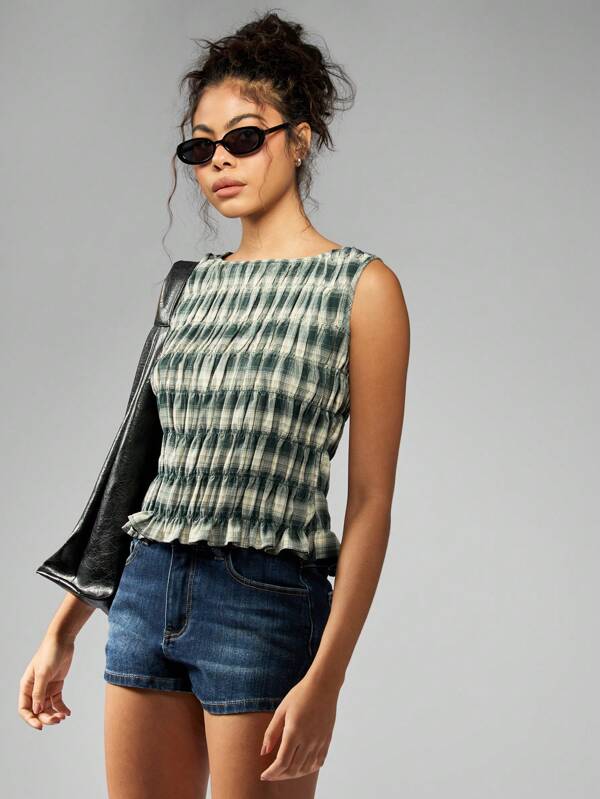 missguided MISSGUIDED Ruched Plaid Sleeveless Cropped Gathered Design Top