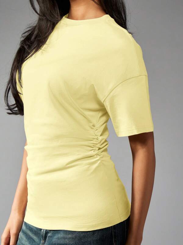Missguided MISSGUIDED Ruched Side Cinched Waist Short Sleeve Fitted T-Shirt