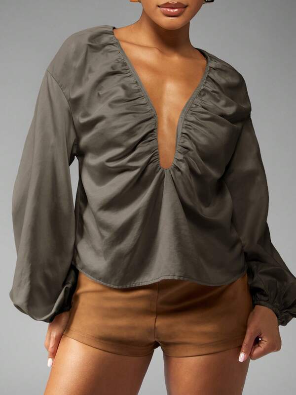 Missguided MISSGUIDED Ruched V Neck Balloon Sleeve Blouse With Gathered Detail