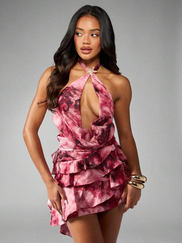 missguided MISSGUIDED Ruffle Halter Neck Two Piece Outfit With Star Brooch