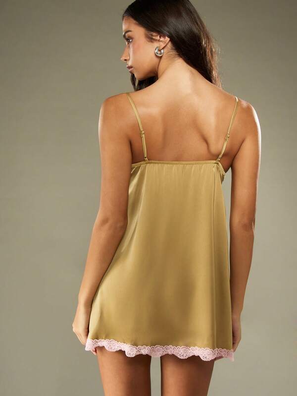Missguided MISSGUIDED Satin Mini Slip Dress With Lace Trim
