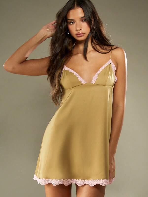 missguided MISSGUIDED Satin Mini Slip Dress With Lace Trim