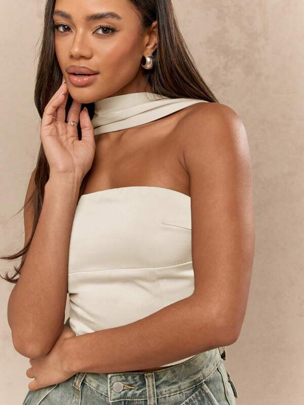 Missguided MISSGUIDED Satin Neck And Back Detail Bandeau Top