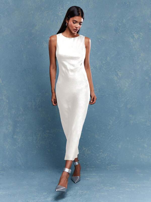 missguided MISSGUIDED Satin Scoop Neck Sleeveless Maxi Dress