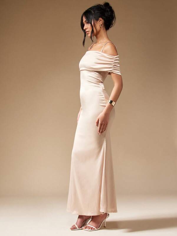 Missguided MISSGUIDED Satin Strappy Off Shoulder Fishtail Hem Bardot Maxi Dress