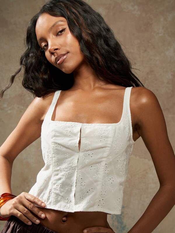Missguided MISSGUIDED Self Embroidered Buttoned Corset Top
