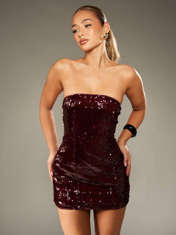 Missguided MISSGUIDED Sequin Bandeau Mini Dress With Form Fitting Shape