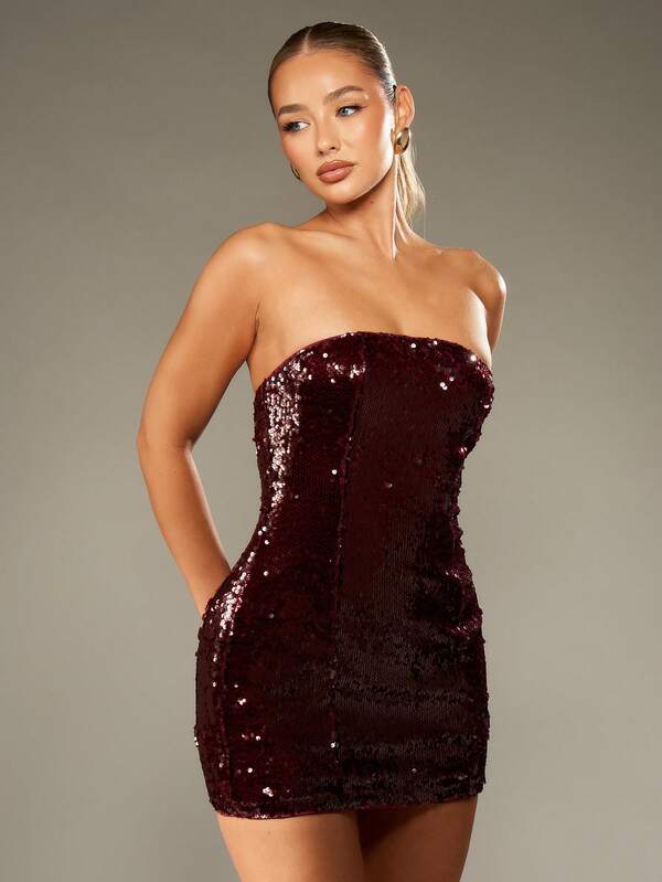 missguided MISSGUIDED Sequin Bandeau Mini Dress With Form Fitting Shape