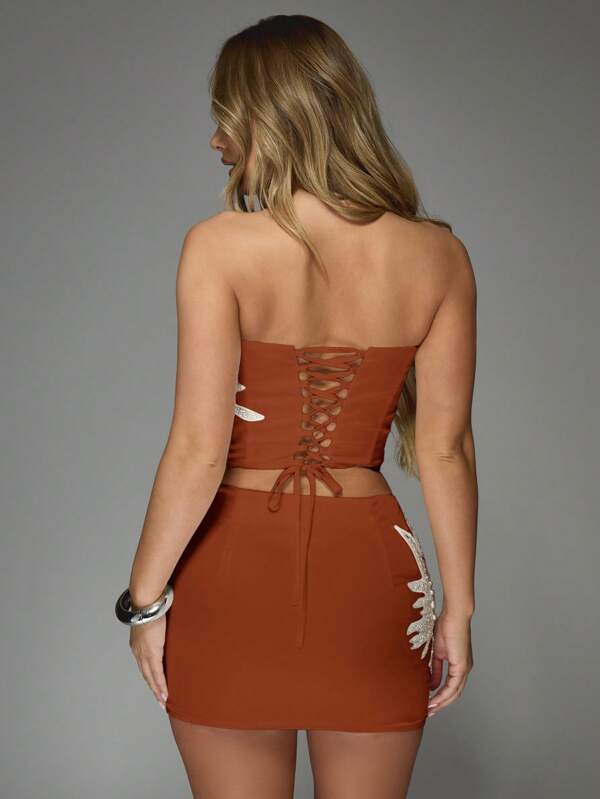 Missguided MISSGUIDED Sequin Embellished Bandeau Corset And Mini Skirt With Floral Design