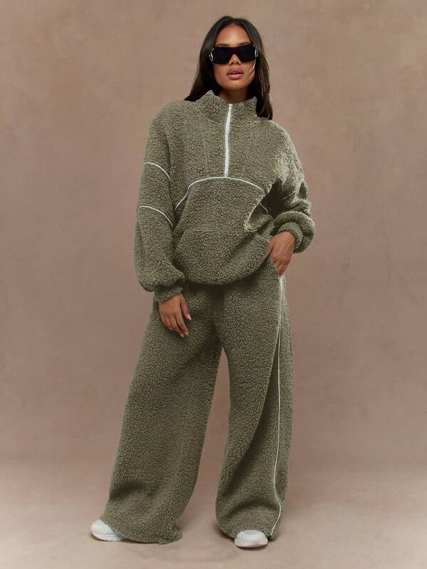 Missguided MISSGUIDED Sherpa Fleece Wide Leg Sweatpants With Piping Detail