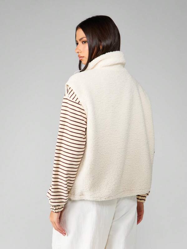 Missguided MISSGUIDED Sherpa Quilted Sleeveless Vest With Drawstring Closure