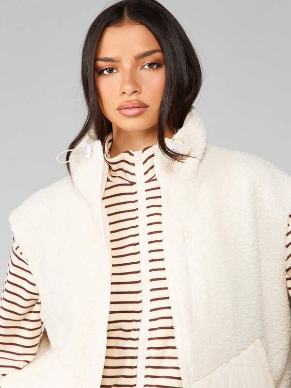 Missguided MISSGUIDED Sherpa Quilted Sleeveless Vest With Drawstring Closure