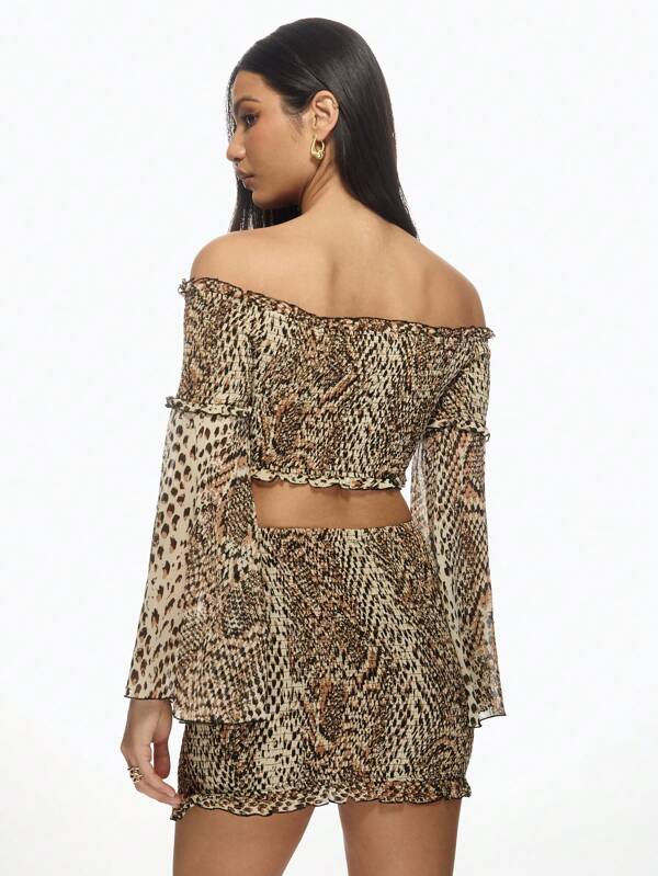 Missguided MISSGUIDED Shirred Animal Print Two-Piece Crop Top Skirt Set