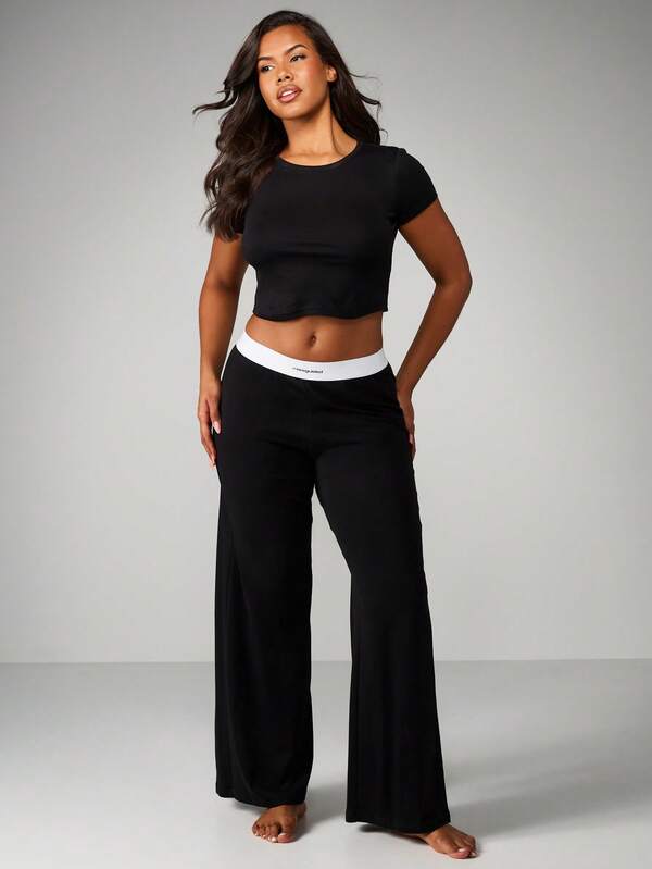 missguided MISSGUIDED Short Sleeve Crop Top With Wide Leg Pants Set
