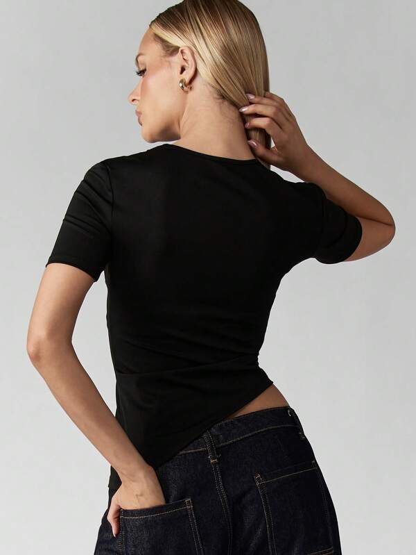 Missguided MISSGUIDED Short Sleeve Cut Out Crewneck Top