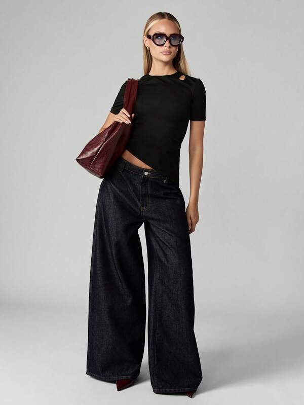 Missguided MISSGUIDED Short Sleeve Cut Out Crewneck Top