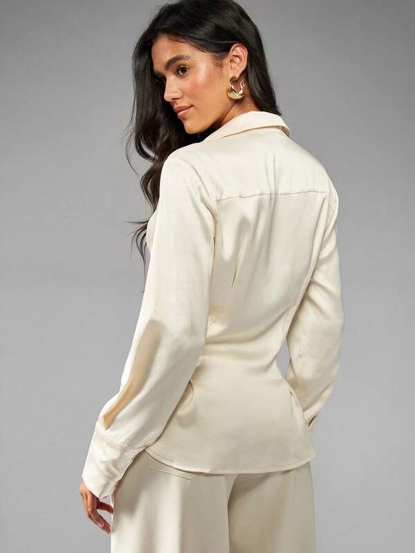 Missguided MISSGUIDED Silky Button Down Blouse With Collared Neckline
