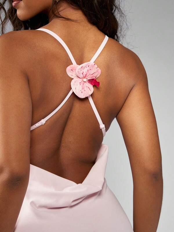 Missguided MISSGUIDED Sleek Halter Neck Bodycon Mini Dresses