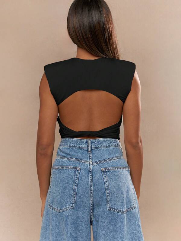 Missguided MISSGUIDED Sleeveless Crop Top With Shoulder Pads
