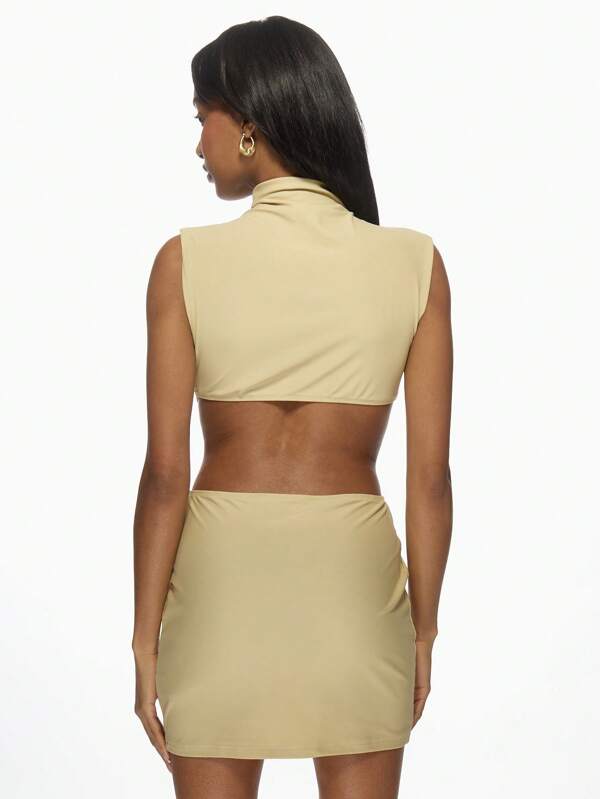 Missguided MISSGUIDED Sleeveless High Neck Cut Out Mini Dress Statement Belt Detail