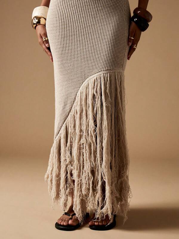 Missguided MISSGUIDED Sleeveless Knit Maxi Dress With Fringe Detail