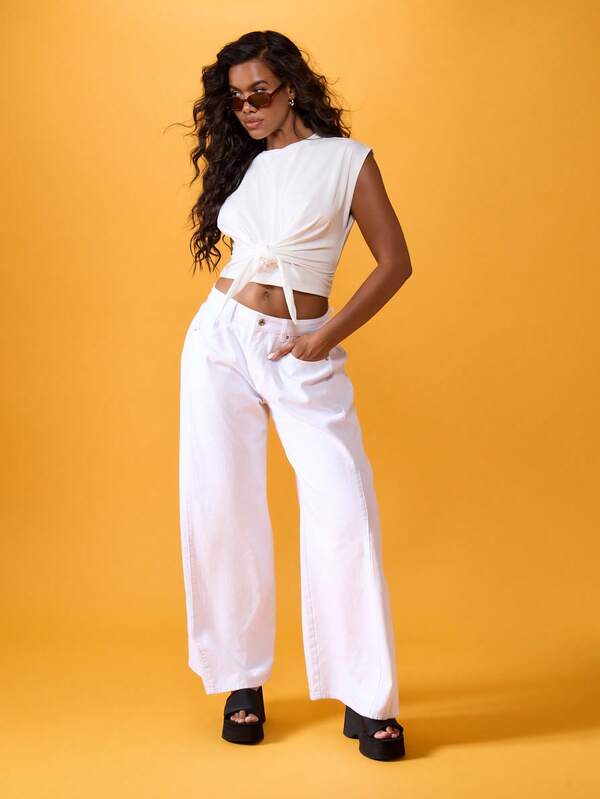 Missguided MISSGUIDED Sleeveless Tie Front Knotted Waist Tie Crop Top