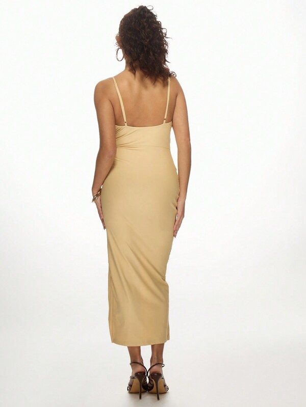 Missguided MISSGUIDED Slinky Twist Front Cut Out Ruched Side Split Maxi Dress