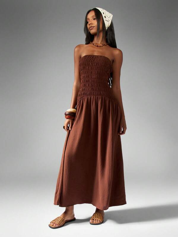Missguided MISSGUIDED Smocked Bandeau Maxi Dress With Drop Waist