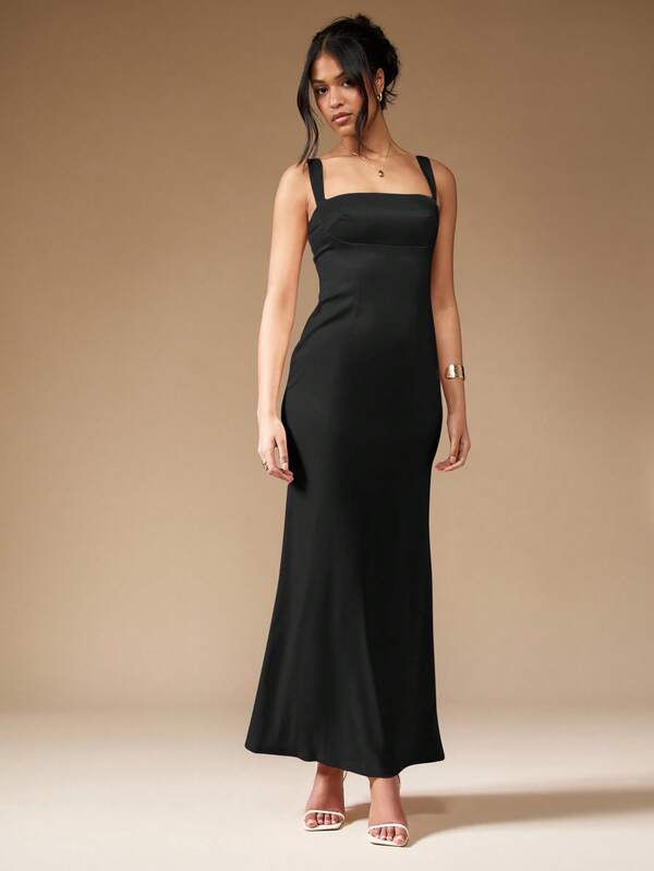 Missguided MISSGUIDED Sophisticated Square Neck Bodycon Maxi Dress With Wide Straps