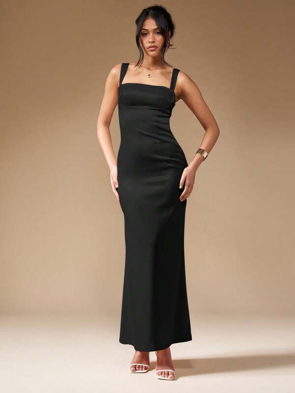 missguided MISSGUIDED Sophisticated Square Neck Bodycon Maxi Dress With Wide Straps