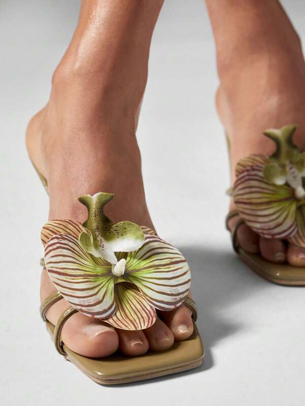 Missguided MISSGUIDED Square Toe Mule Heeled Sandals With Orchid Flower Embellishment