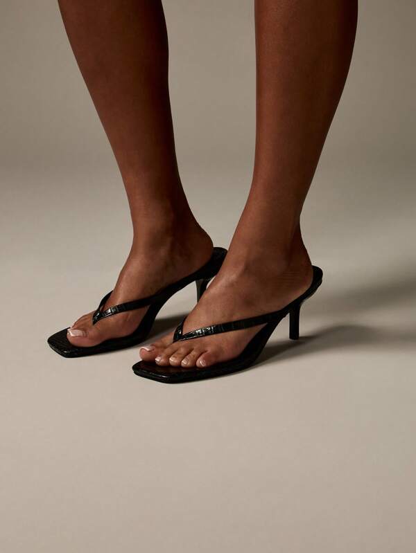 Missguided MISSGUIDED Square Toe Thong Sandals With Kitten Heel