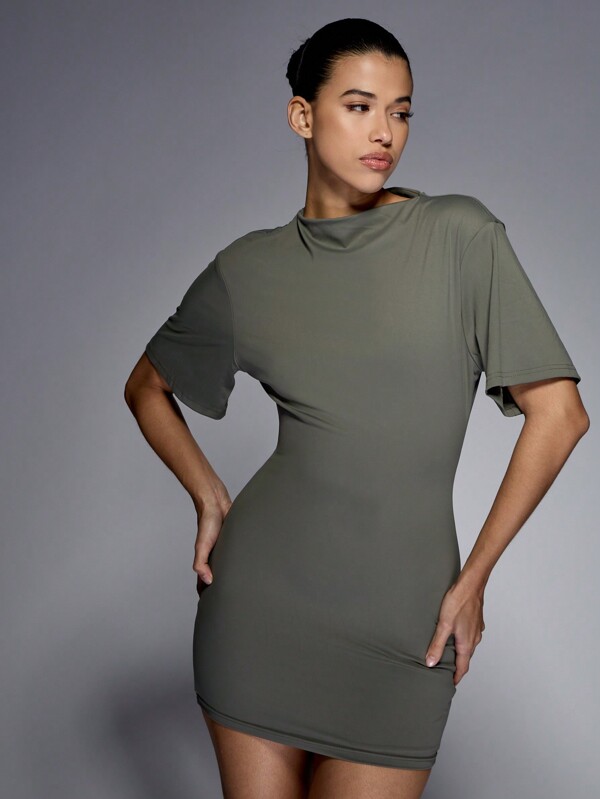 missguided MISSGUIDED St. Patrick's Day Party Elegant Short Sleeve Bodycon Mini Dress Lucky Charm Perfect Irish Holiday Celebration Form Fitting Evening Casual Dress Stretchy Comfort Design