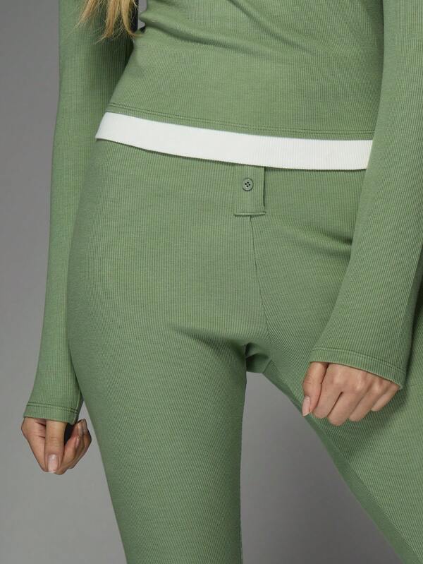 Missguided MISSGUIDED St. Patricks Day Celebration Long Sleeve Henley Loungewear Set Cozy Irish-Themed Ribbed Knit Two Piece Outfit With Fitted Pants Perfect For March 17Th Festivities