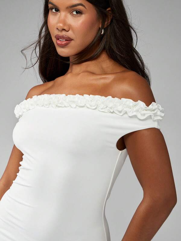 Missguided MISSGUIDED Statement Bodycon Off Shoulder Ruffle Trim Stretch Mini Dress