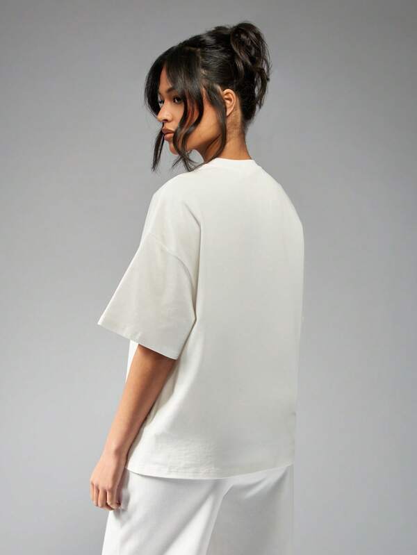 Missguided MISSGUIDED Statement Casual Comfort Fit Oversized T-Shirt With Sparkly Rhinestone Design
